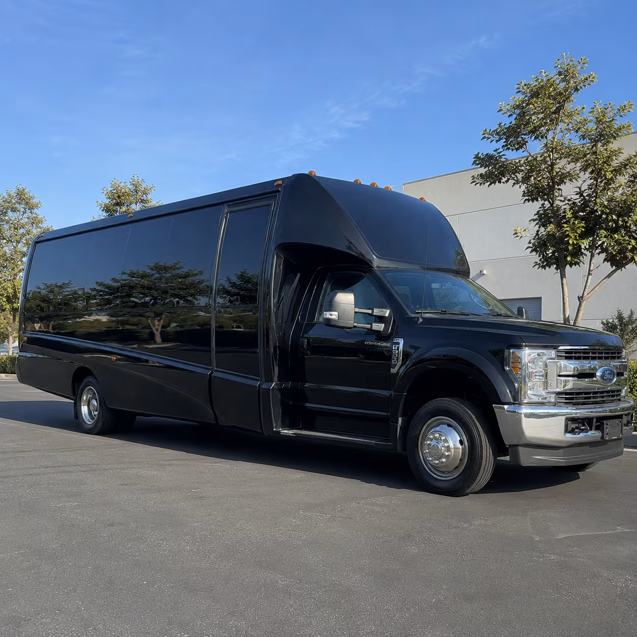 Rent a Bus to Ko Olina Resort