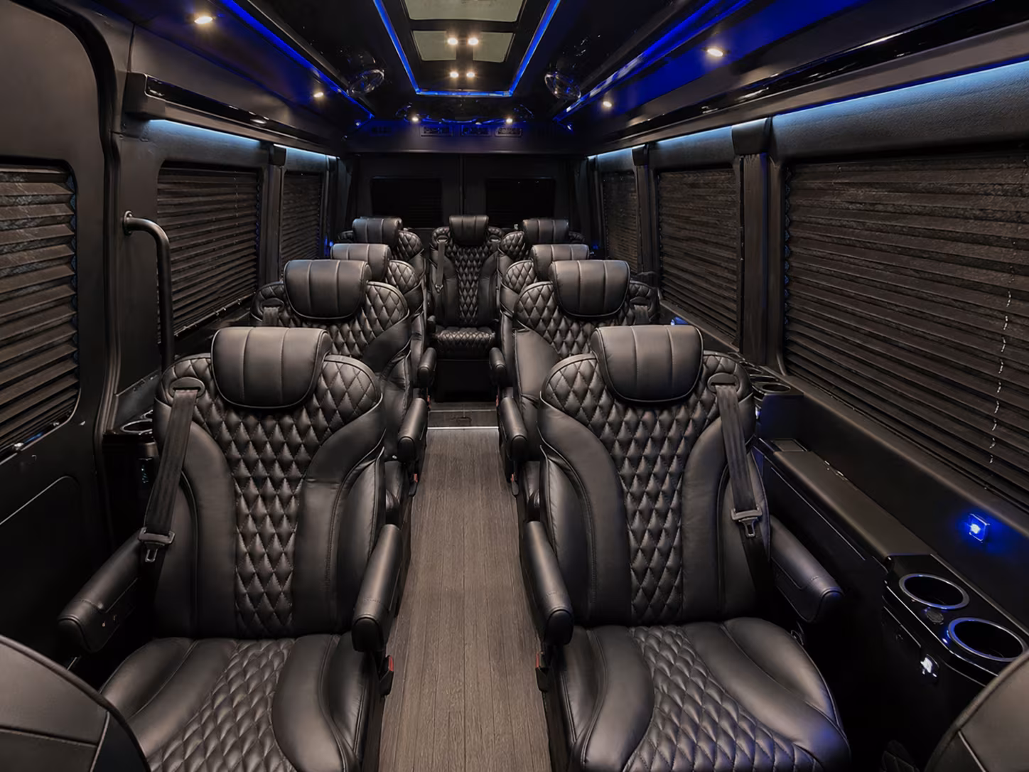 Honolulu Airport Shuttle & Transportation party bus exterior