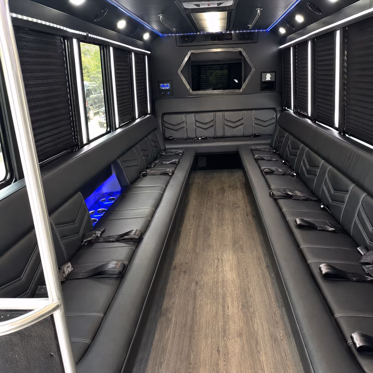 Honolulu Prom & Homecoming Transportation party bus exterior