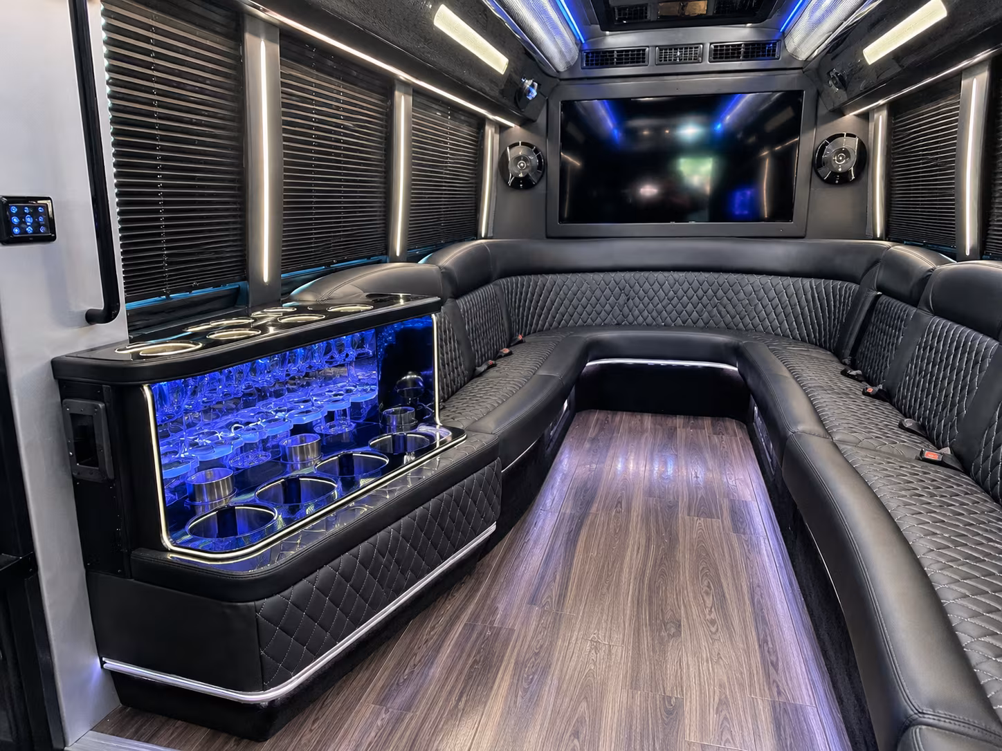 Honolulu Prom & Homecoming Transportation group transportation