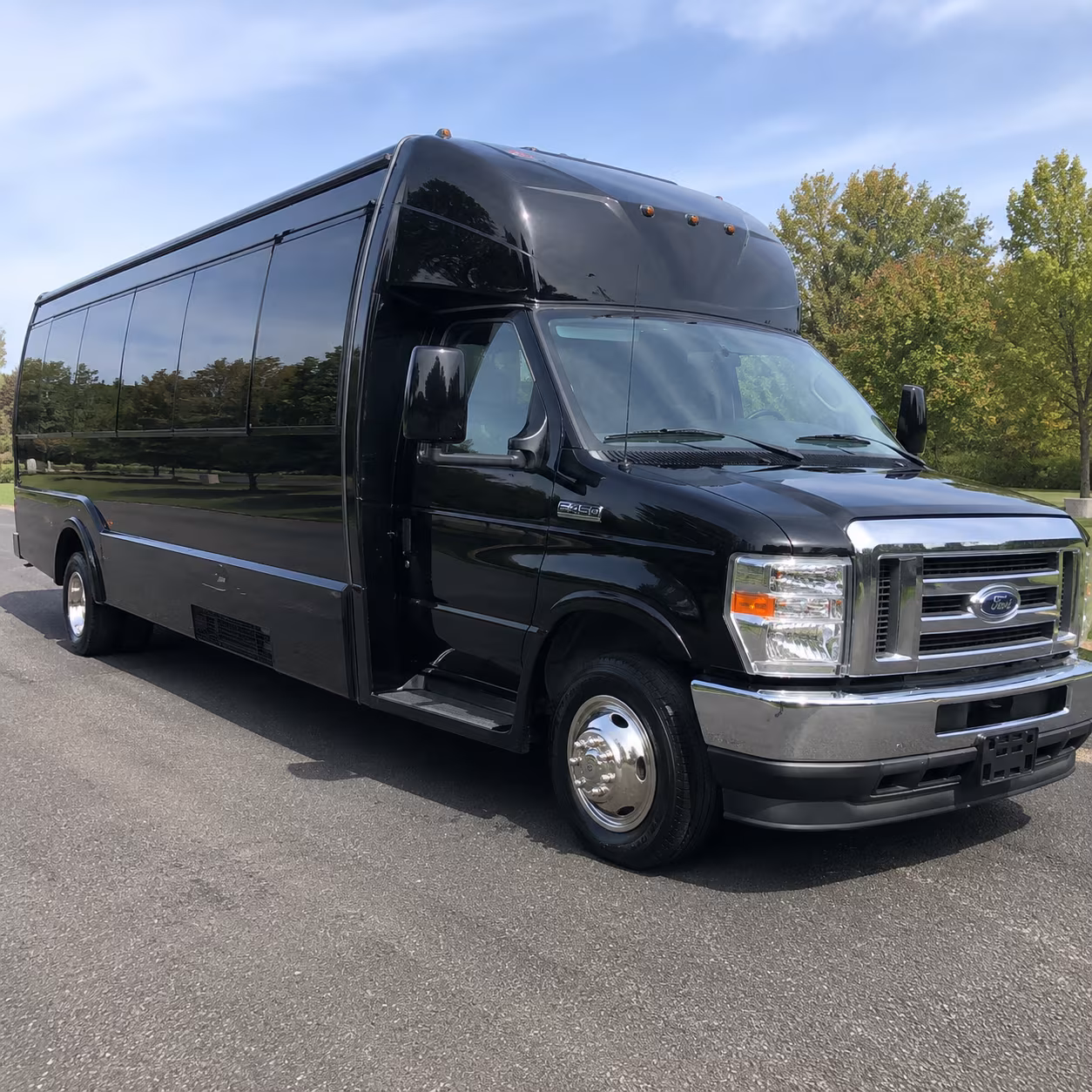 Waipahu Homecoming & Prom Party Bus Rentals